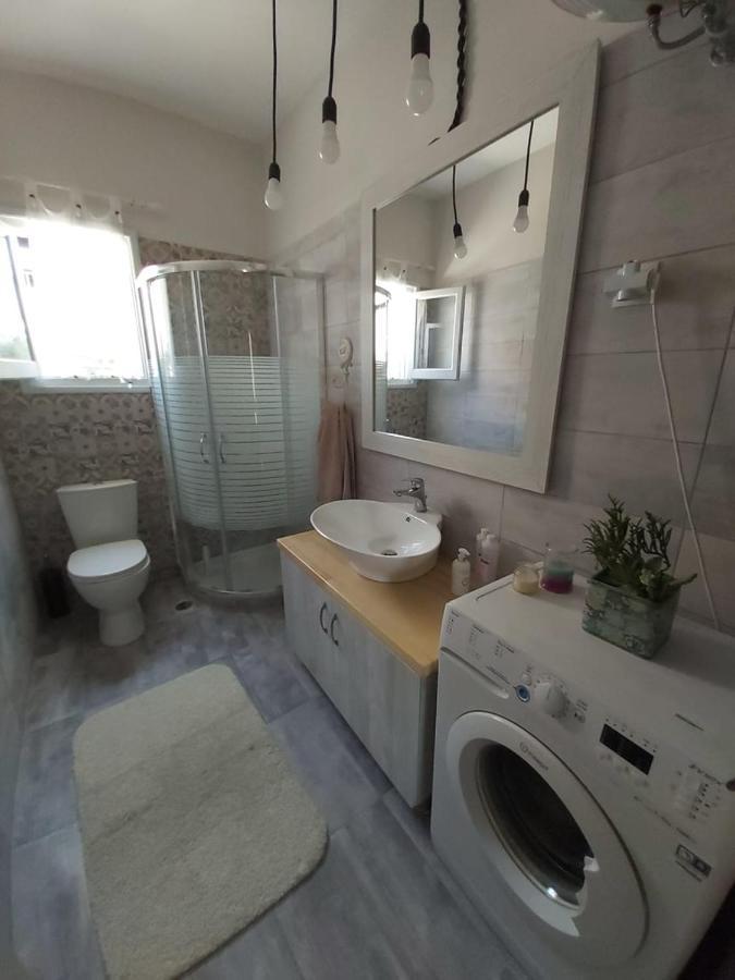Eugenia Apartment Perama  Buitenkant foto