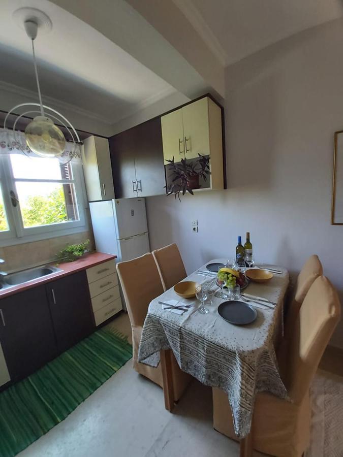 Eugenia Apartment Perama  Buitenkant foto