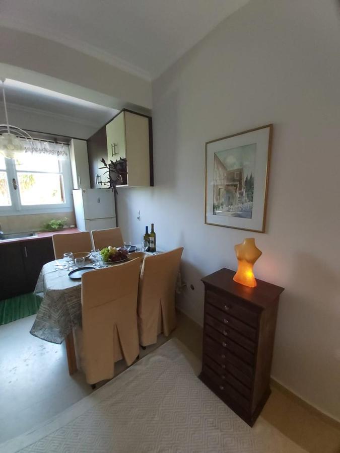 Eugenia Apartment Perama  Buitenkant foto
